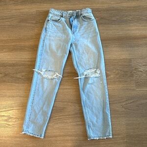 Size 2 Zara straight leg high waisted jean